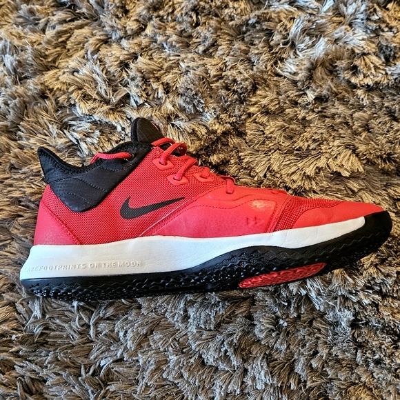 Nike PG3 Shoes - Picture 3 of 5